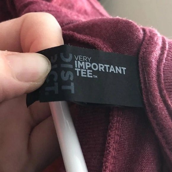 Microsoft Surface sz L Maroon Short Sleeve Tee - Picture 4 of 6